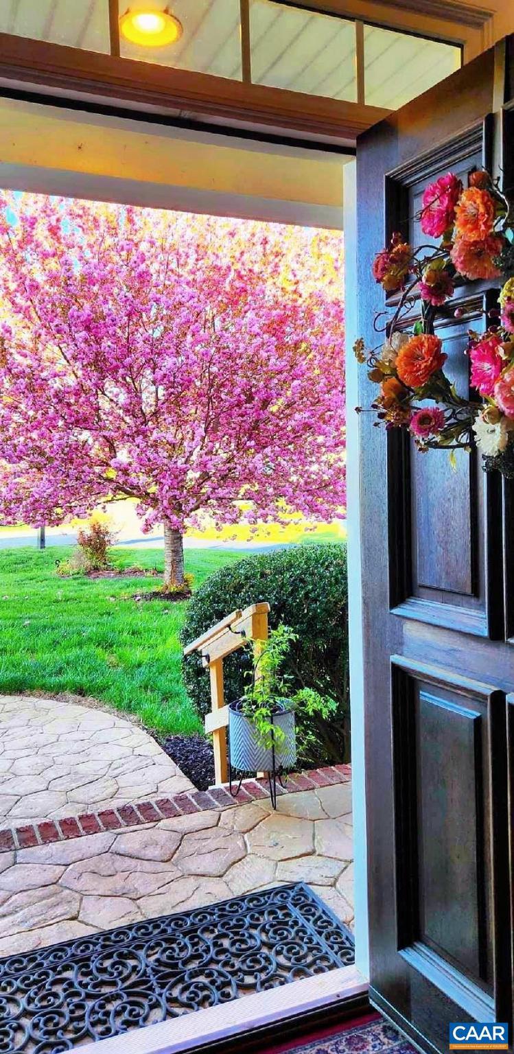 SPRING CREEK - Residential