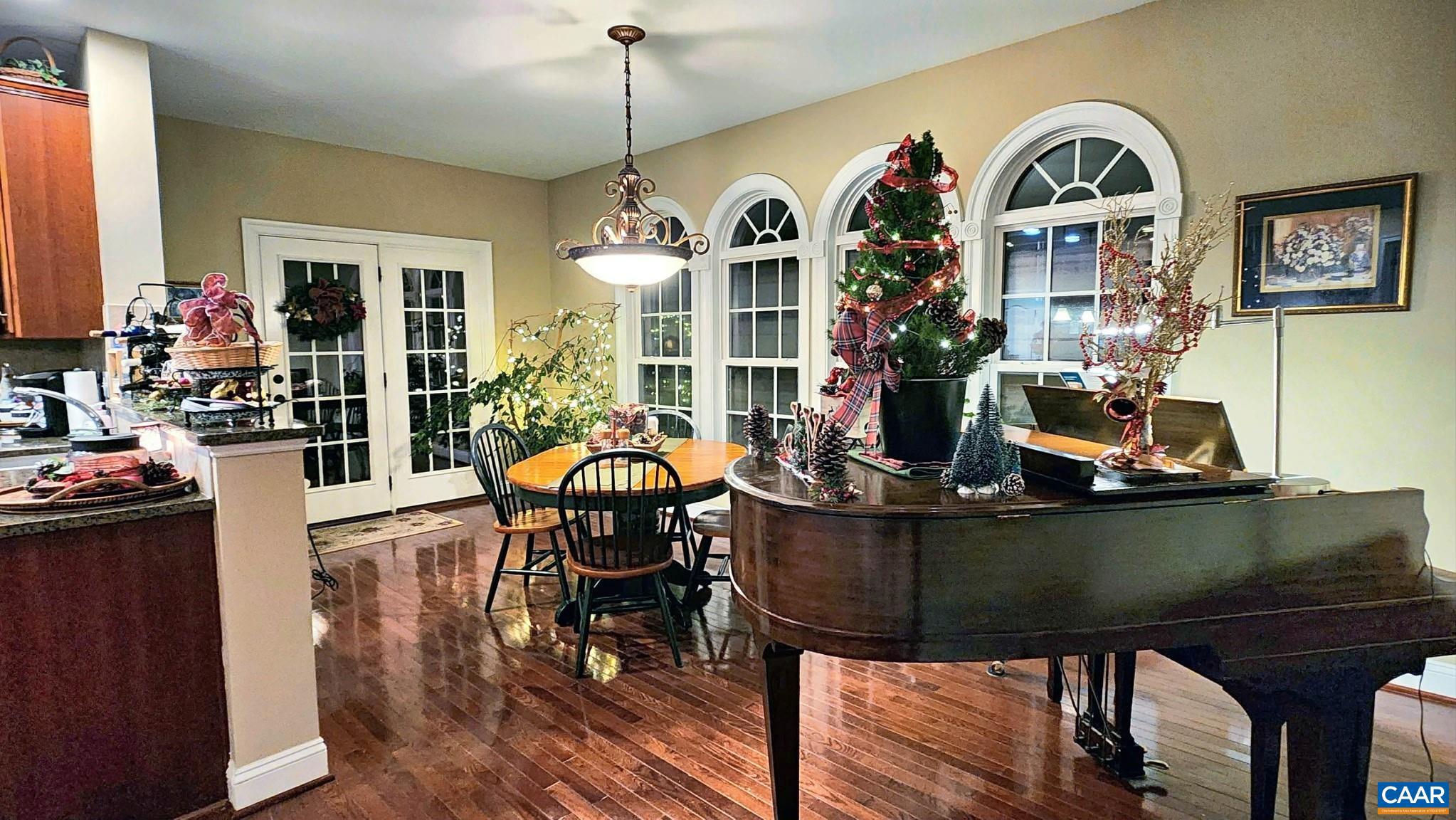 SPRING CREEK - Residential