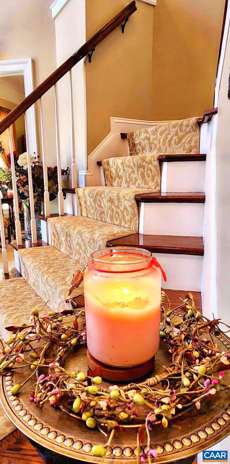 SPRING CREEK - Residential