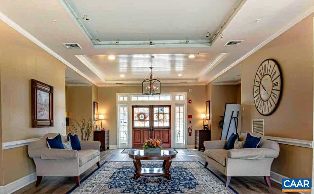 SPRING CREEK - Residential