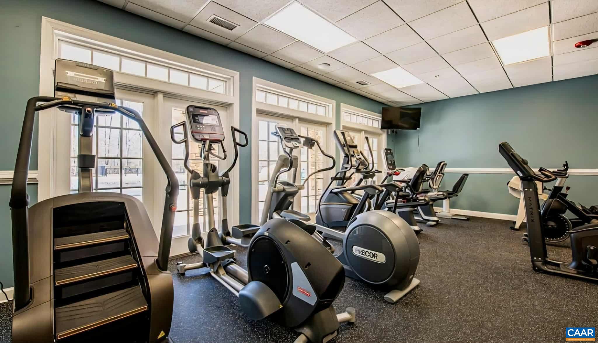 SPRING CREEK - Residential