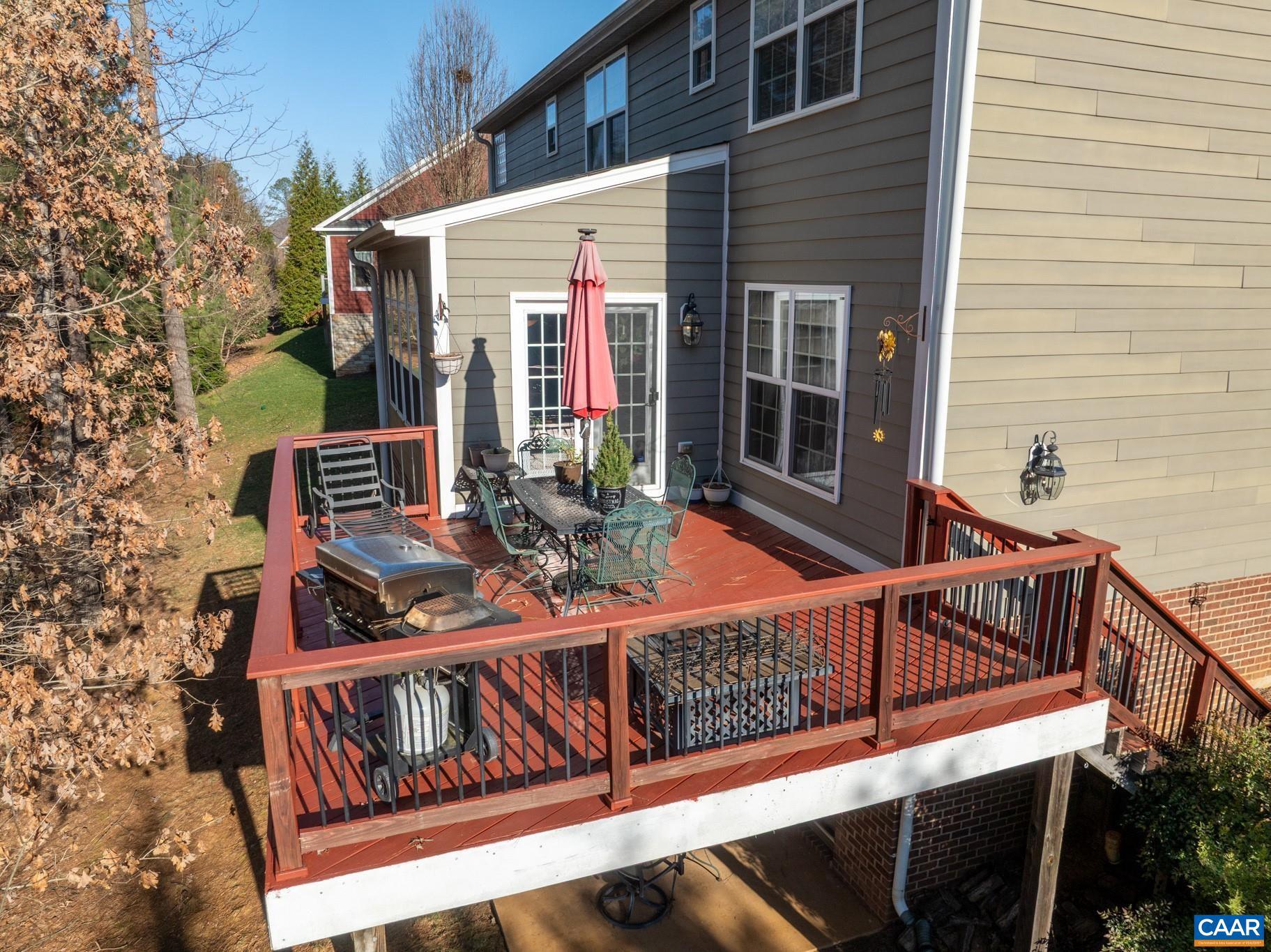 SPRING CREEK - Residential