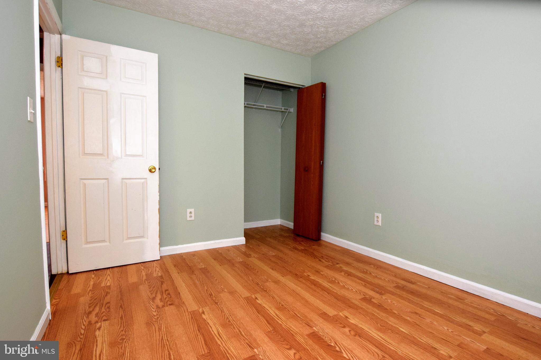 HARBOUR OAKS - Residential