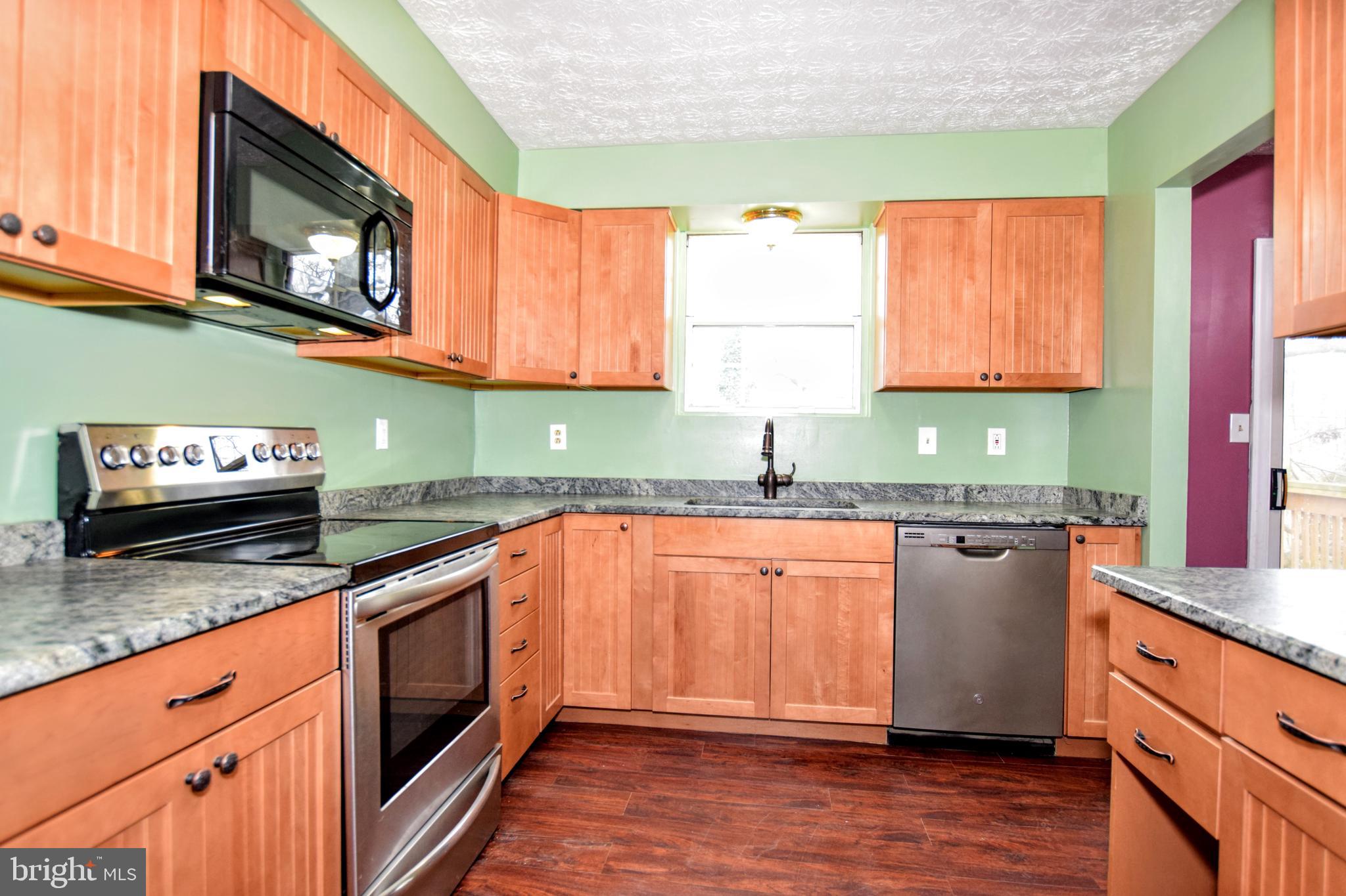 HARBOUR OAKS - Residential