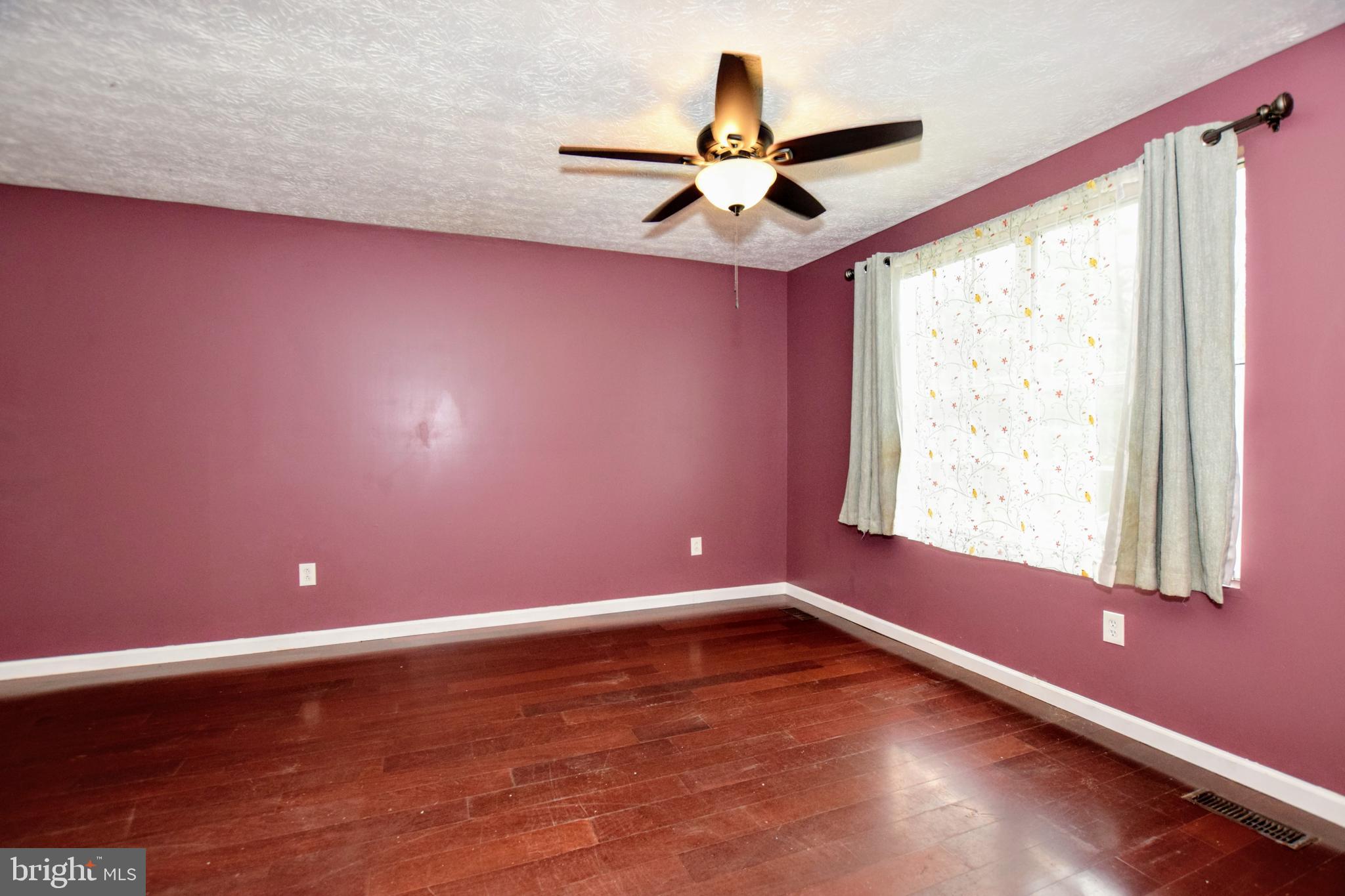 HARBOUR OAKS - Residential