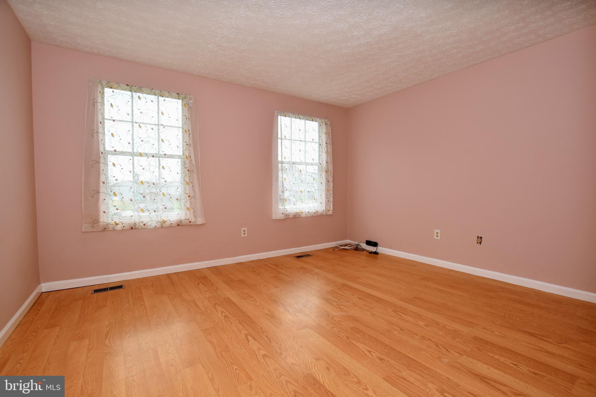 HARBOUR OAKS - Residential