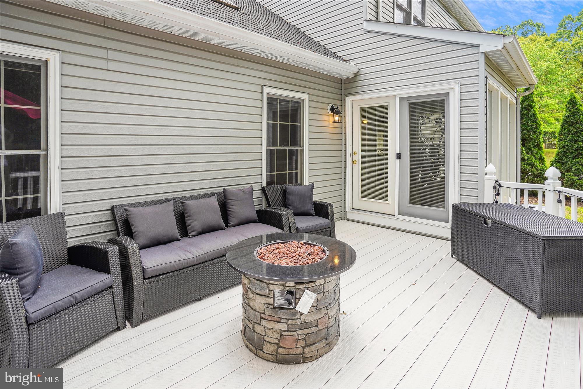 FOX POINT - Residential