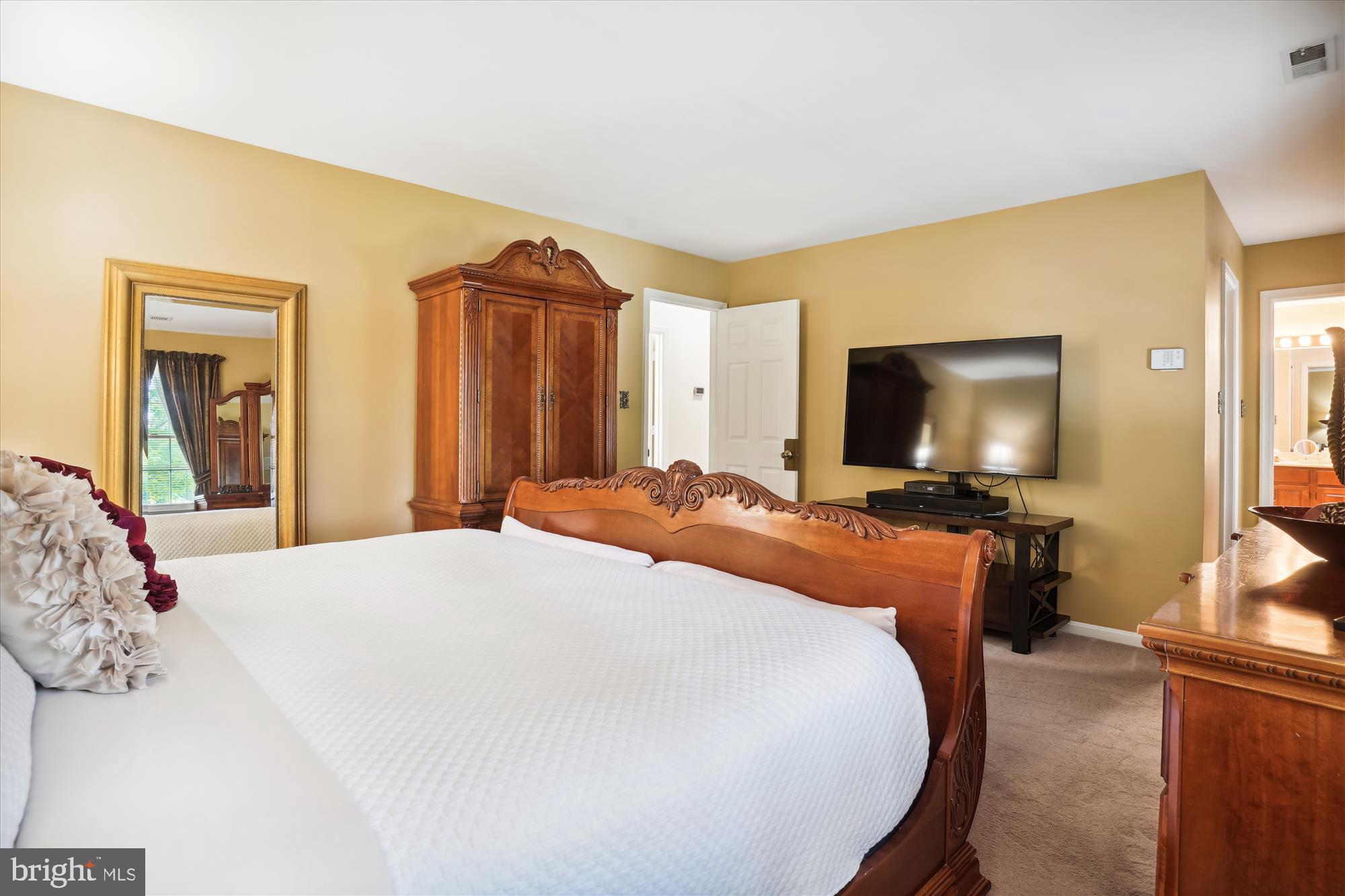 FOX POINT - Residential