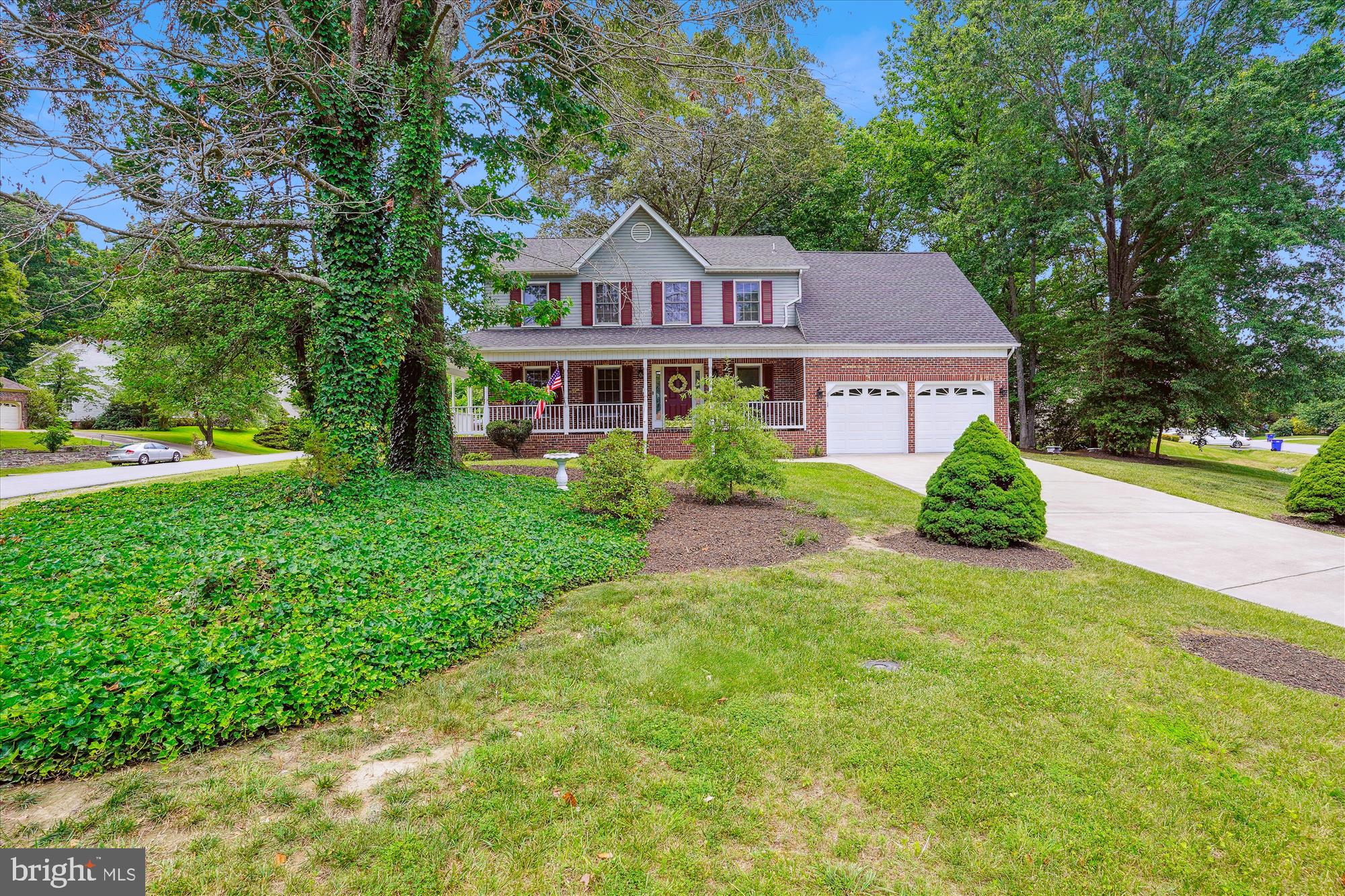 FOX POINT - Residential