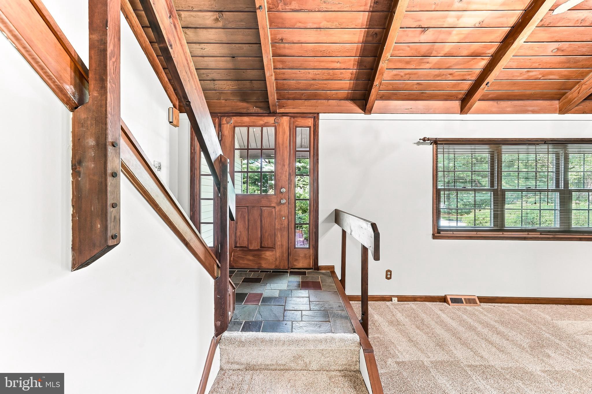 2758 NEWARK ROAD