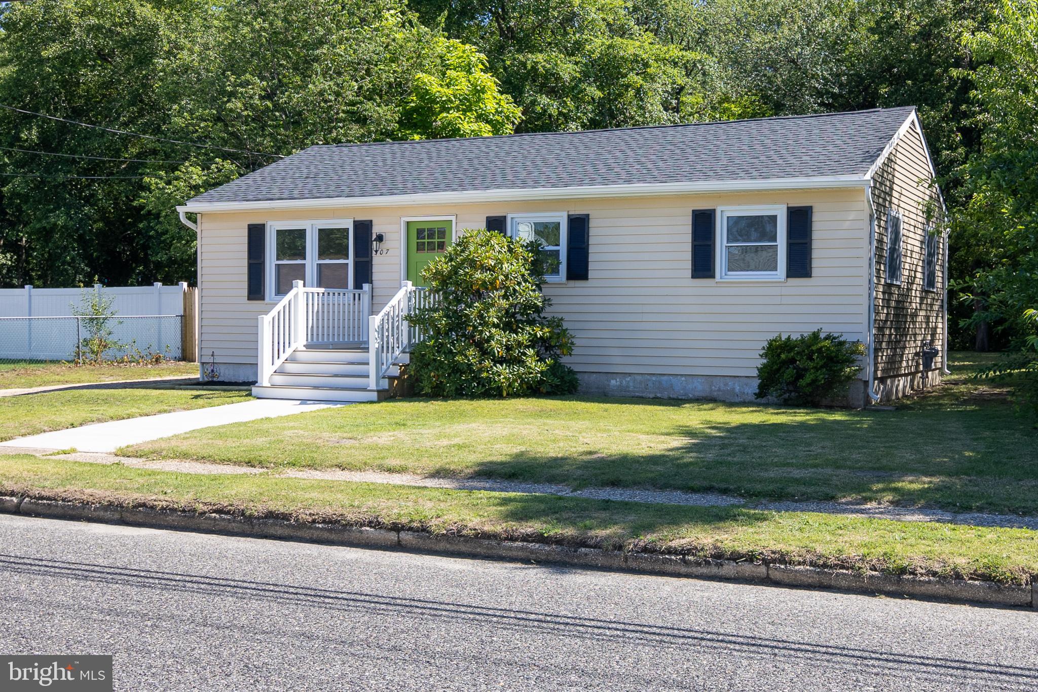 507 BERKELEY DRIVE