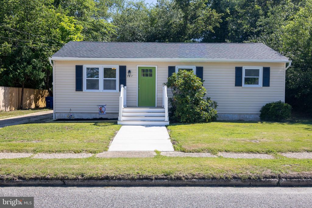 Photo of 507 Berkeley Drive, BROWNS MILLS, NJ 08015 (MLS # NJBL2115174)