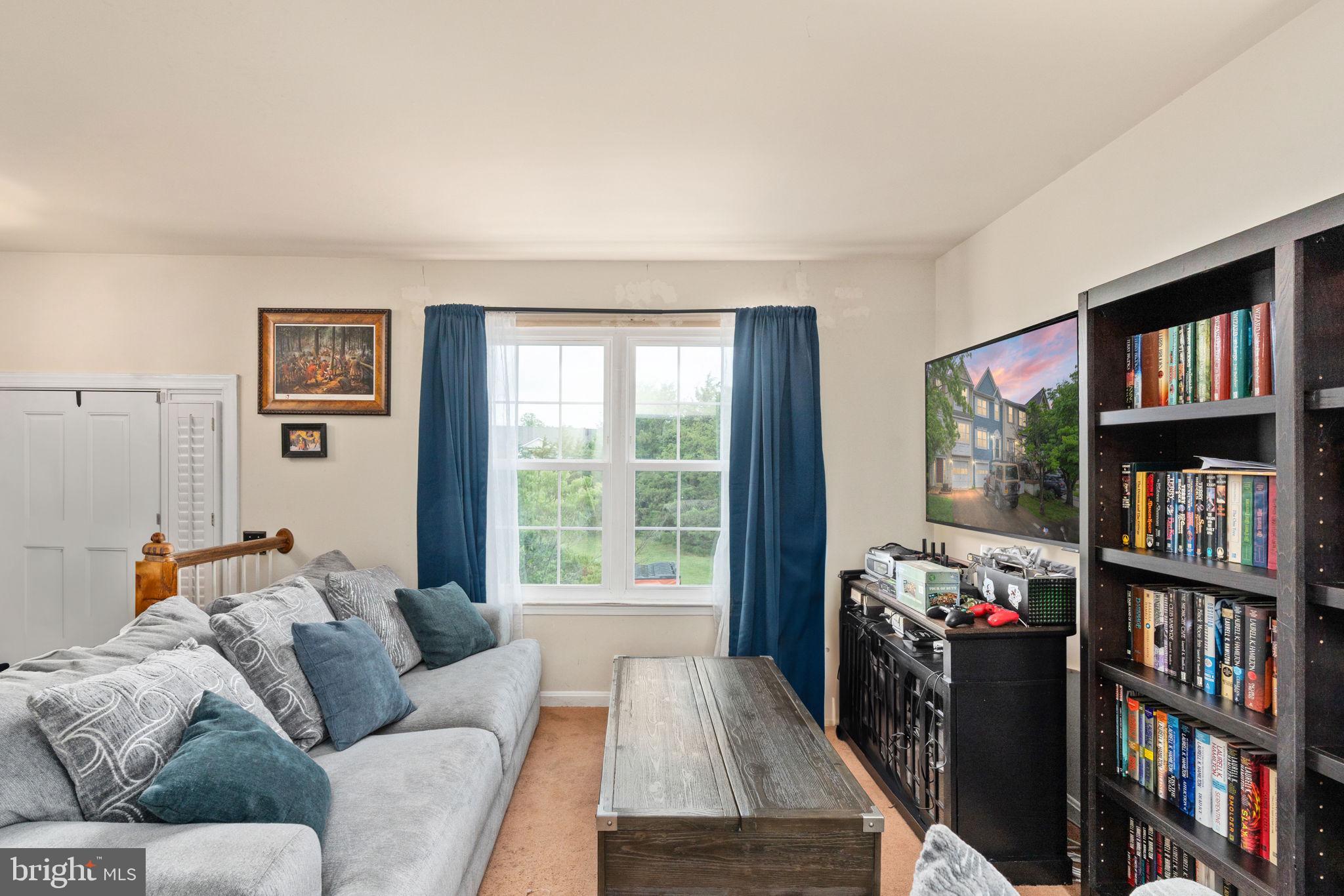 11313 KINGS CREST COURT