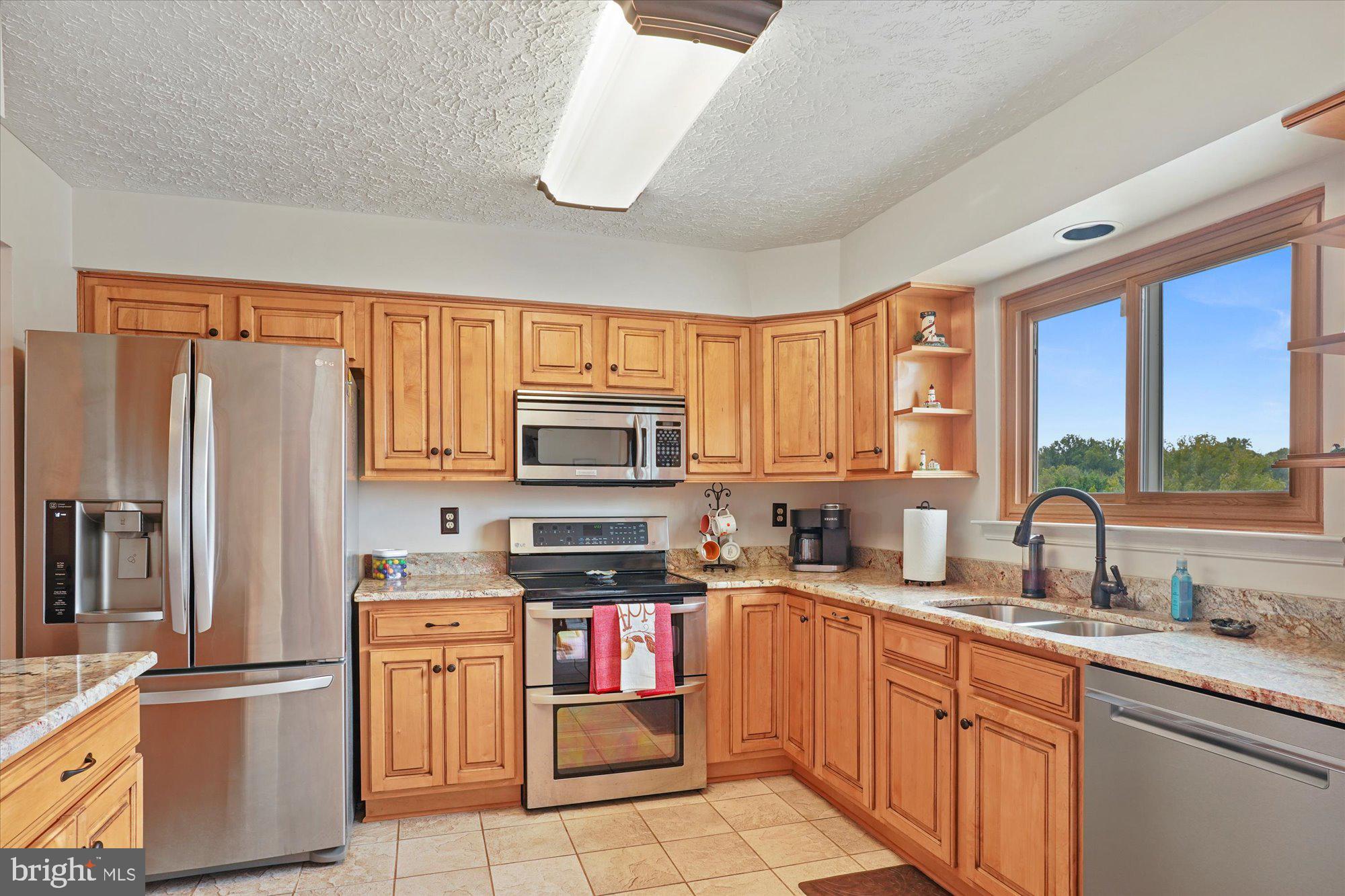 BEACON POINT - Residential