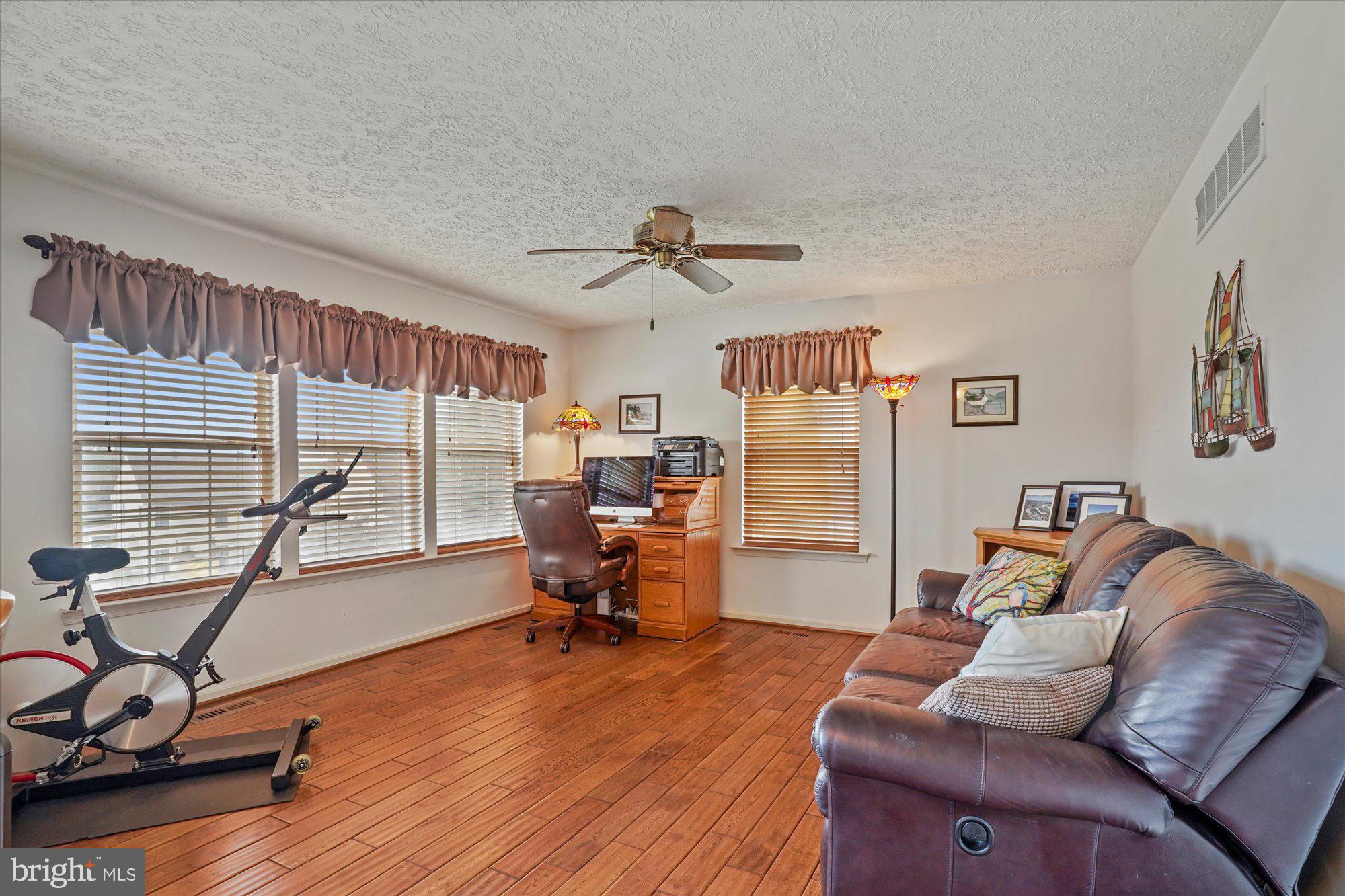 BEACON POINT - Residential