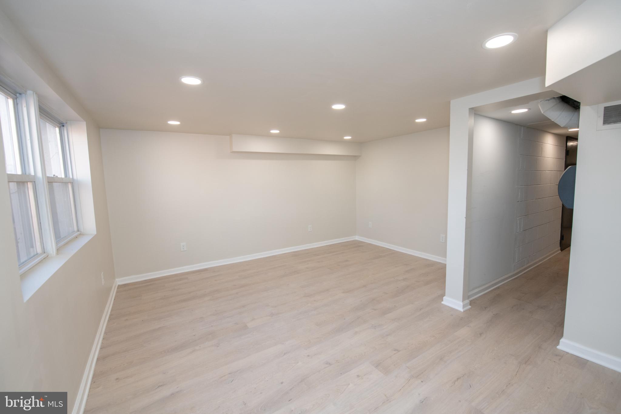 MODENA PARK - Residential