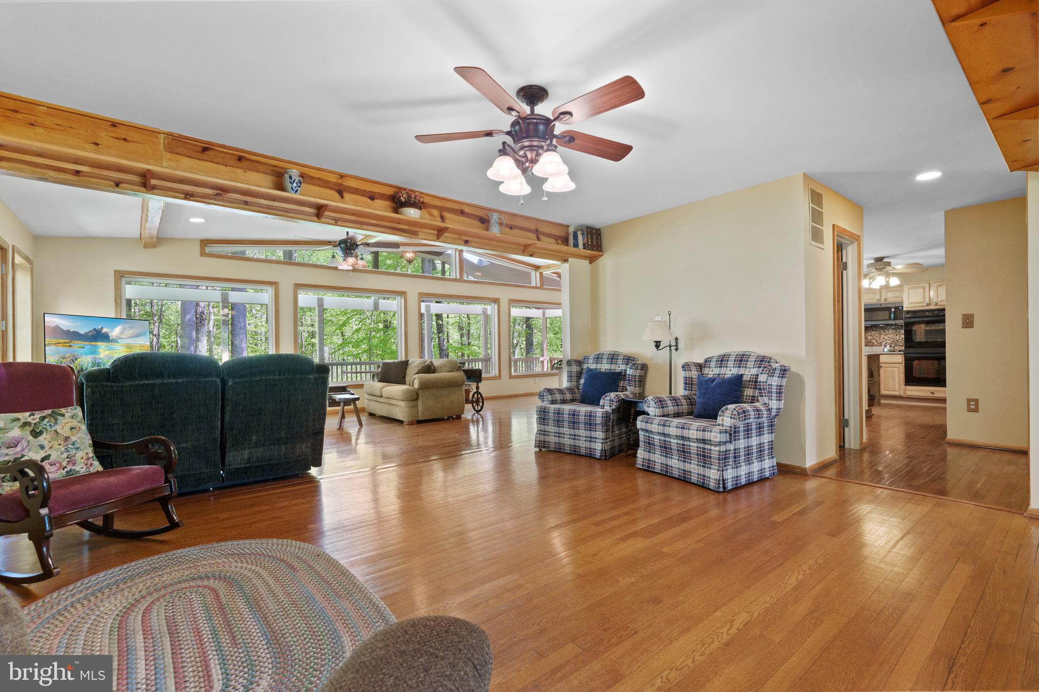 LAKE RIDGE - Residential