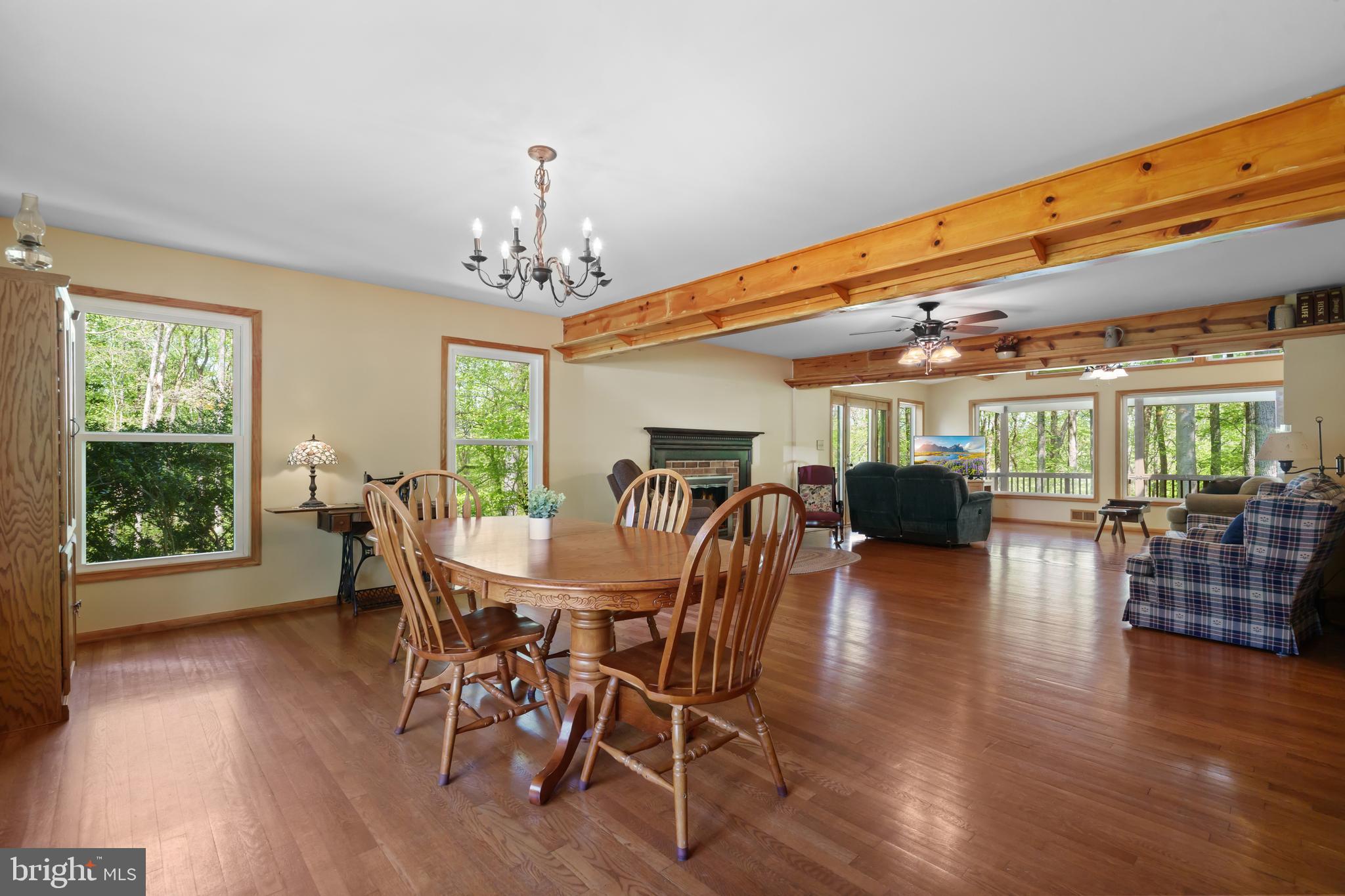 LAKE RIDGE - Residential