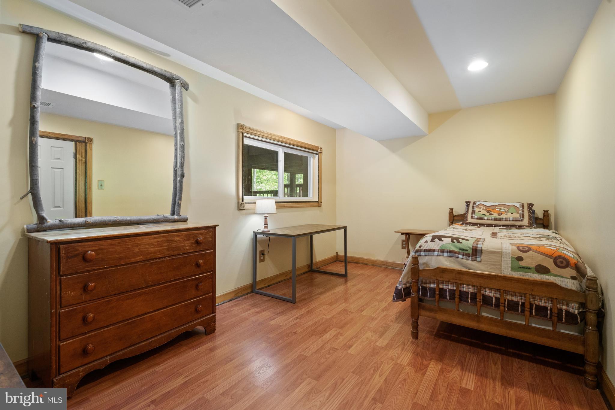 LAKE RIDGE - Residential