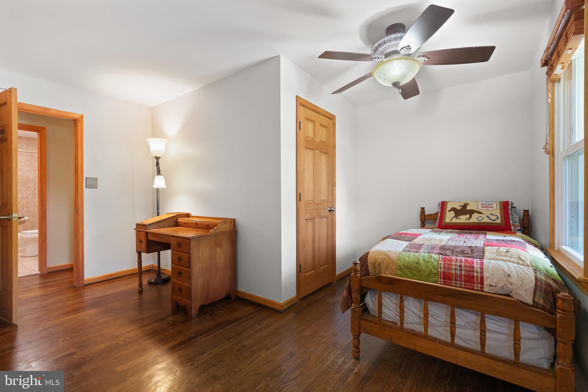 LAKE RIDGE - Residential