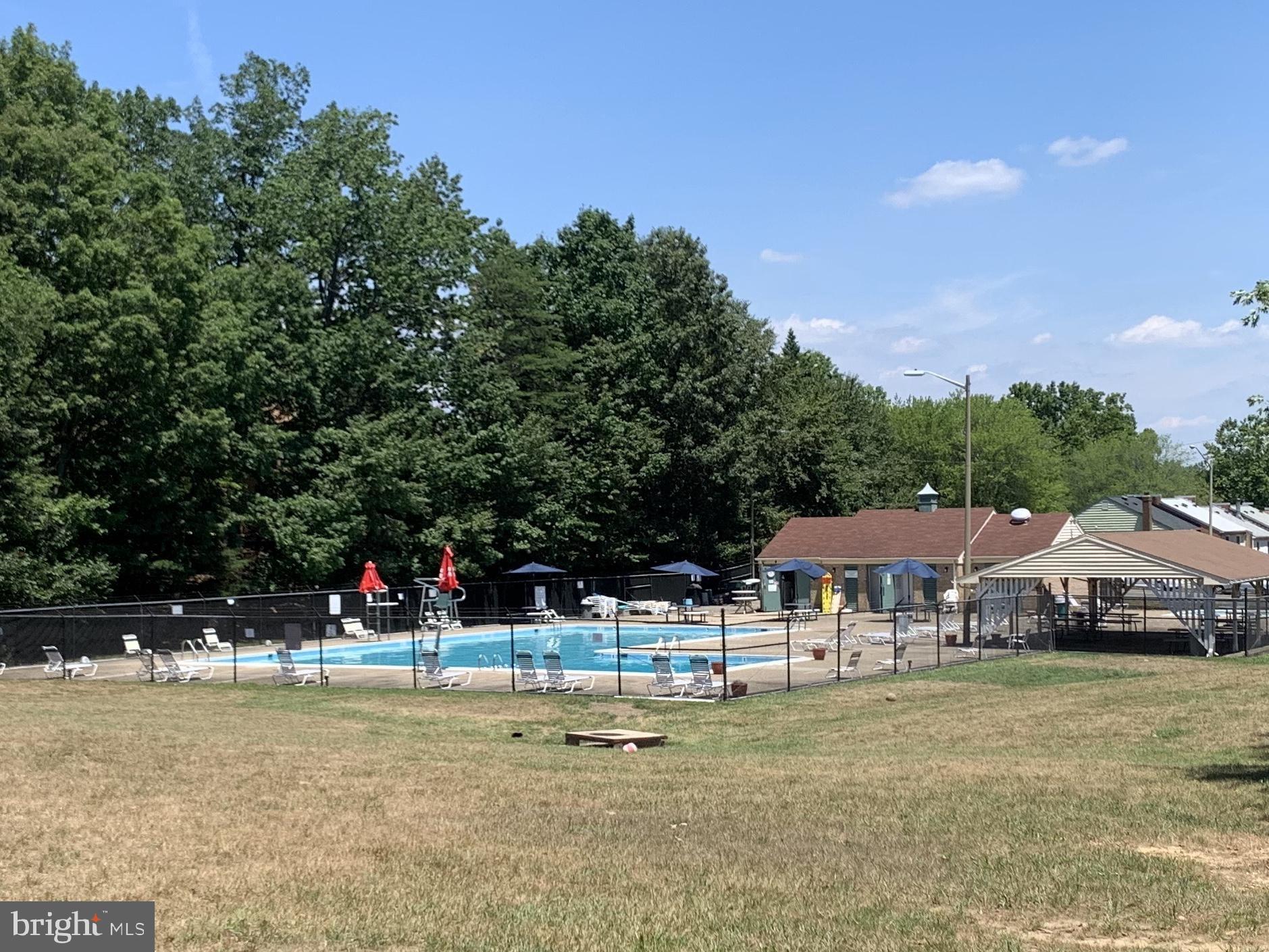 LAKE RIDGE - Residential