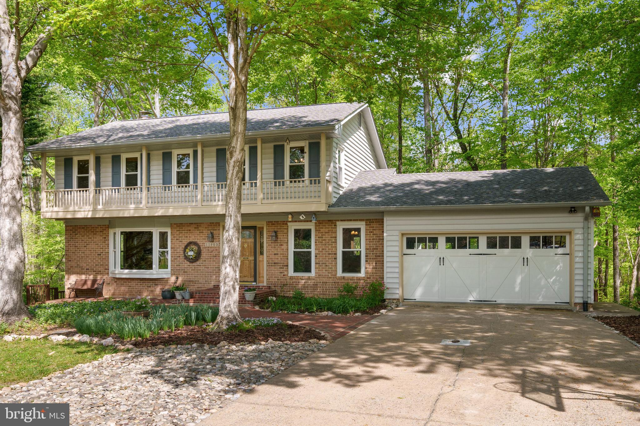 LAKE RIDGE - Residential