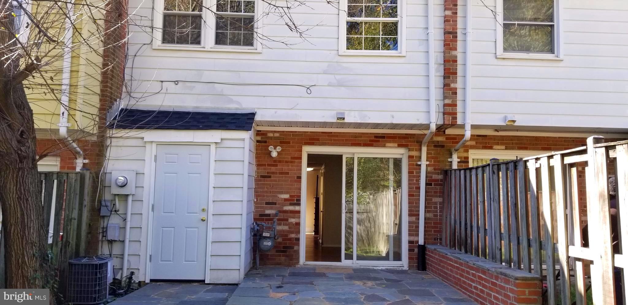 DALE CITY - Residential