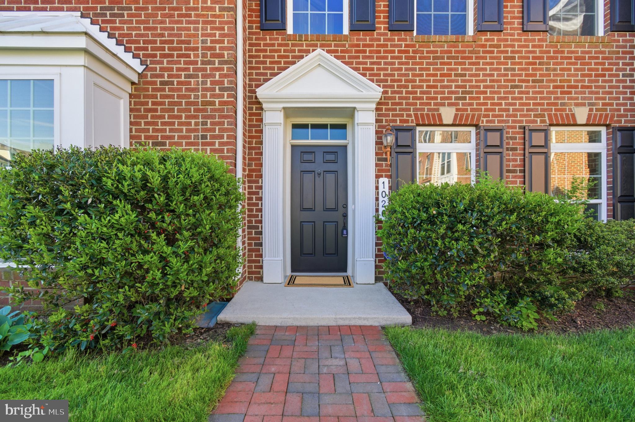 1026 IRONWOOD LANE
