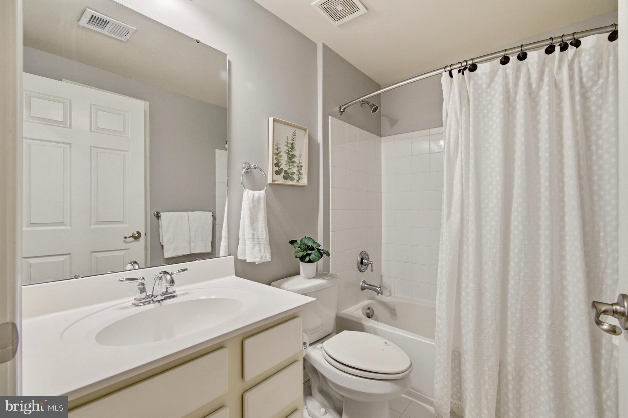 BUCKINGHAM - Residential