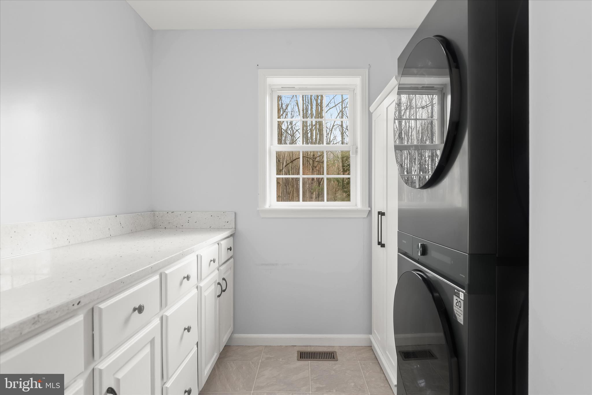 HIGHLAND - Residential