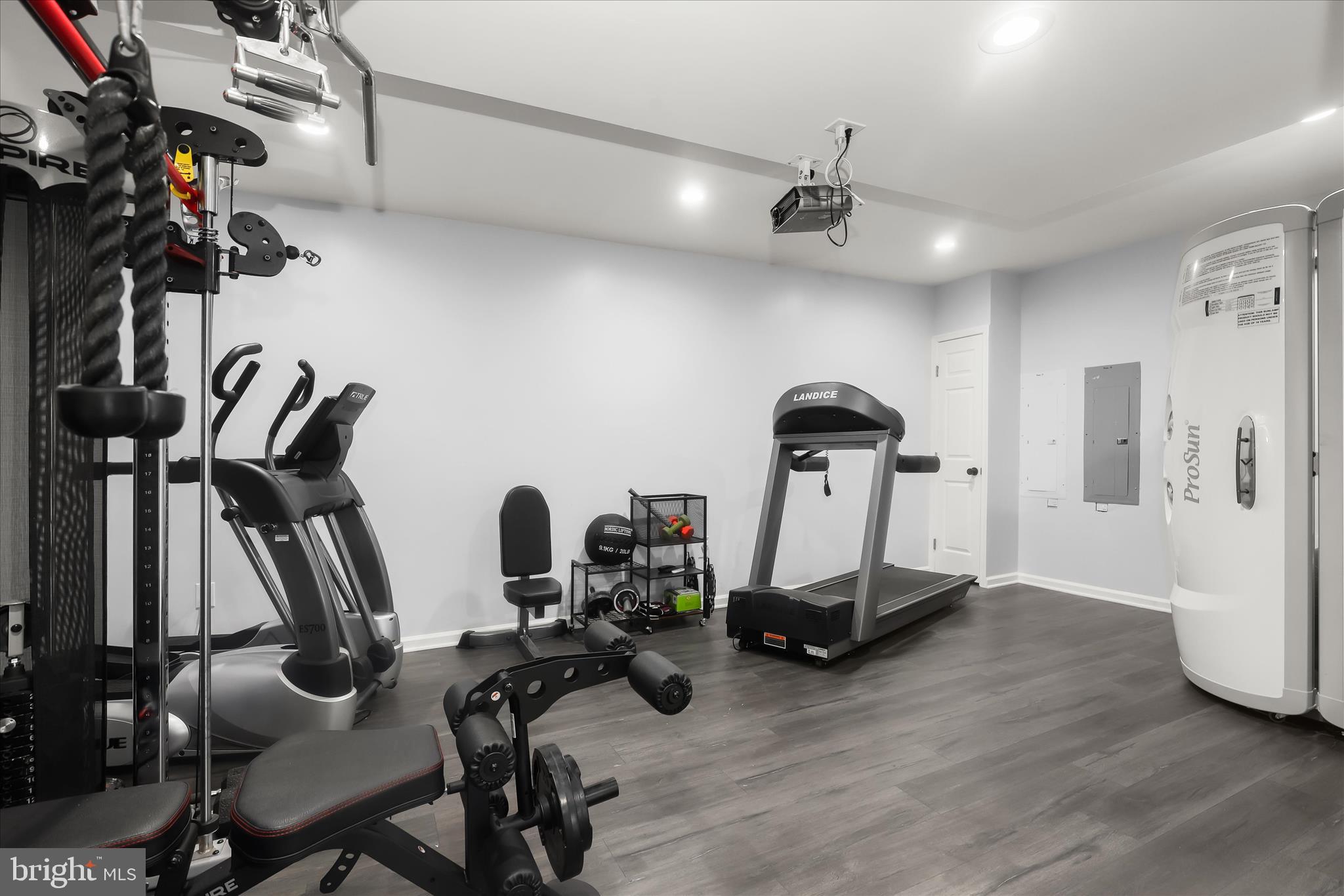 HIGHLAND - Residential