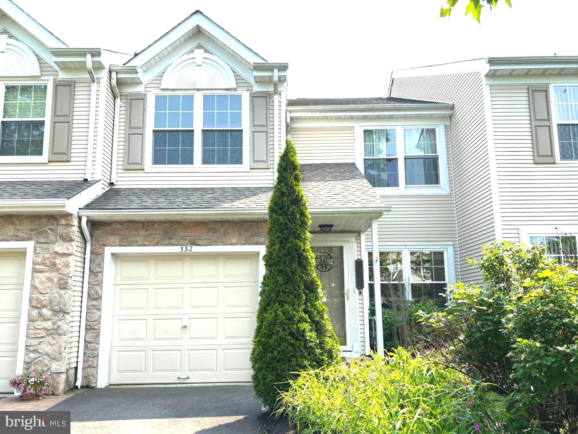 Sun-filled townhome in the sought-after Newtown Grant Community awaits the arrival of its next lucky owner. This wonderful home has been lovingly maintained by its original owners for the past 27 years and has undergone several desirable updates, including: a remodeled kitchen, remodeled bathrooms, new roof 2018, new HVAC 2015, new front windows and a new Anderson Slider door in 2017. In addition, recessed lighting was added throughout. The flexible open floorplan and three generously sized bedrooms provide enough space for the entire family.
This is truly a great place to call home and an opportunity to take your free time back. Enjoy premium amenities such as a resort-sized pool, a junior pool, tennis, basketball, volleyball and pickleball courts, walking paths, a playground and more!
A five minute drive puts you in the middle of Newtown's wonderful restaurant and shopping scene.
Easy access to I-95, PA Turnpike and train systems. Desirable Council Rock school district. Get this one on your list. With a few personal upgrades this gem can easily transform into your instant-equity dream home. Three words: Value, Value, Value. Pack your bags, 532 Coachwood Ct awaits your arrival.
