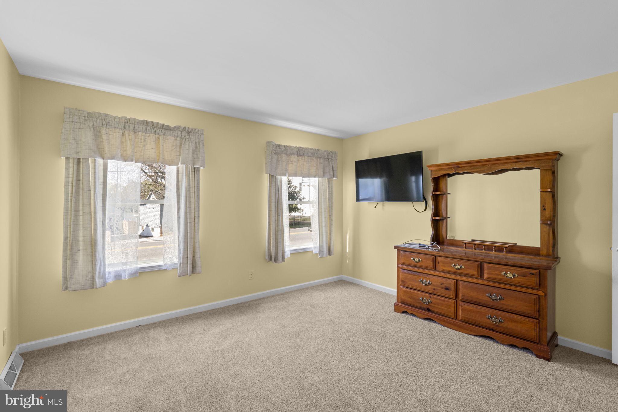 OAKLEIGH BEACH - Residential