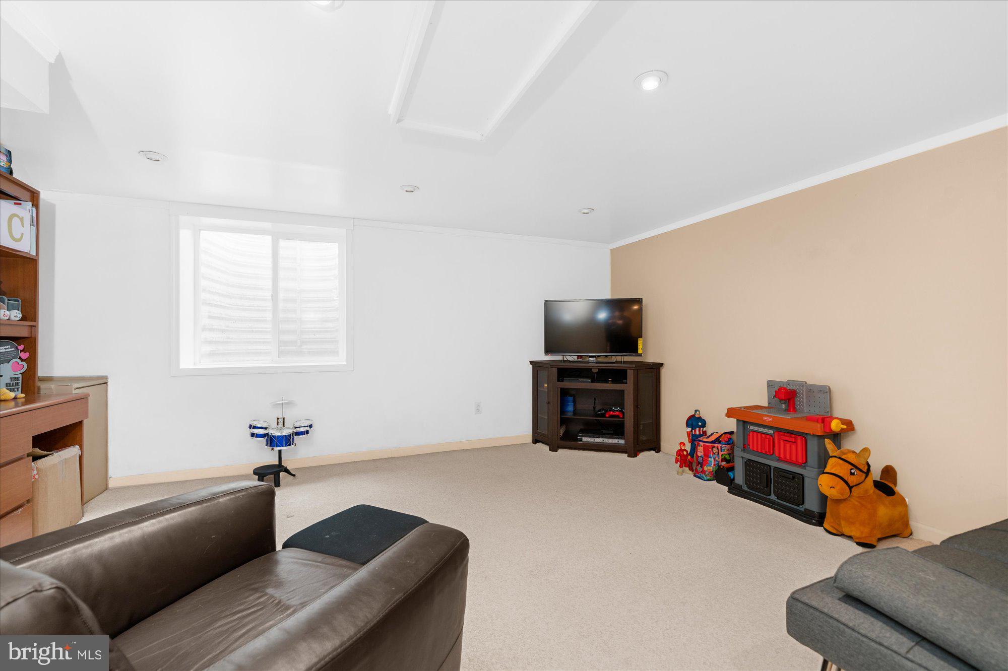 WALNUT RIDGE ESTS - Residential