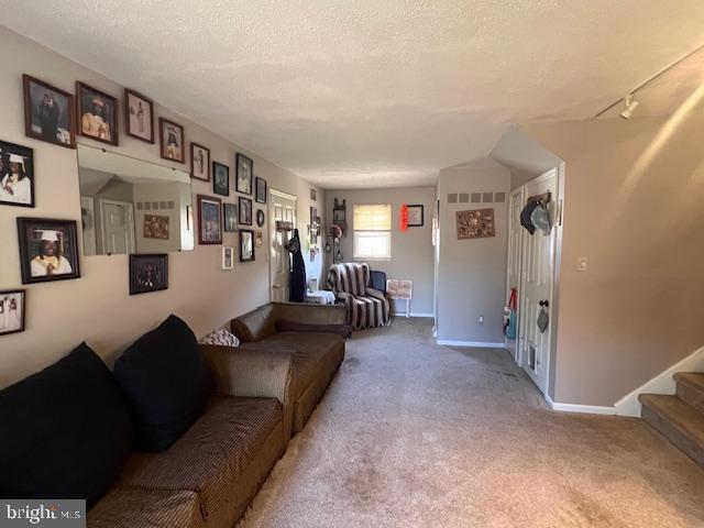 RIVERS END - Residential