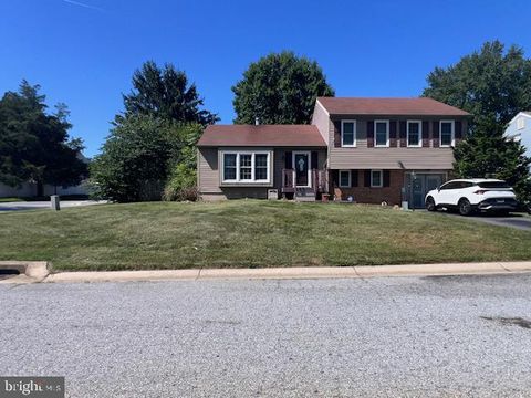 Photo of 69 Scott Run Circle, BEAR, DE 19701 (MLS # DENC2087474)