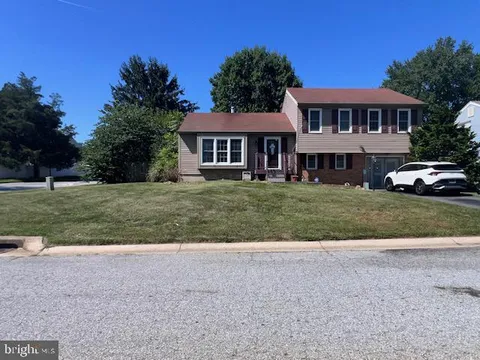 69 Scott Run Circle, Bear, DE MLS: DENC2087474