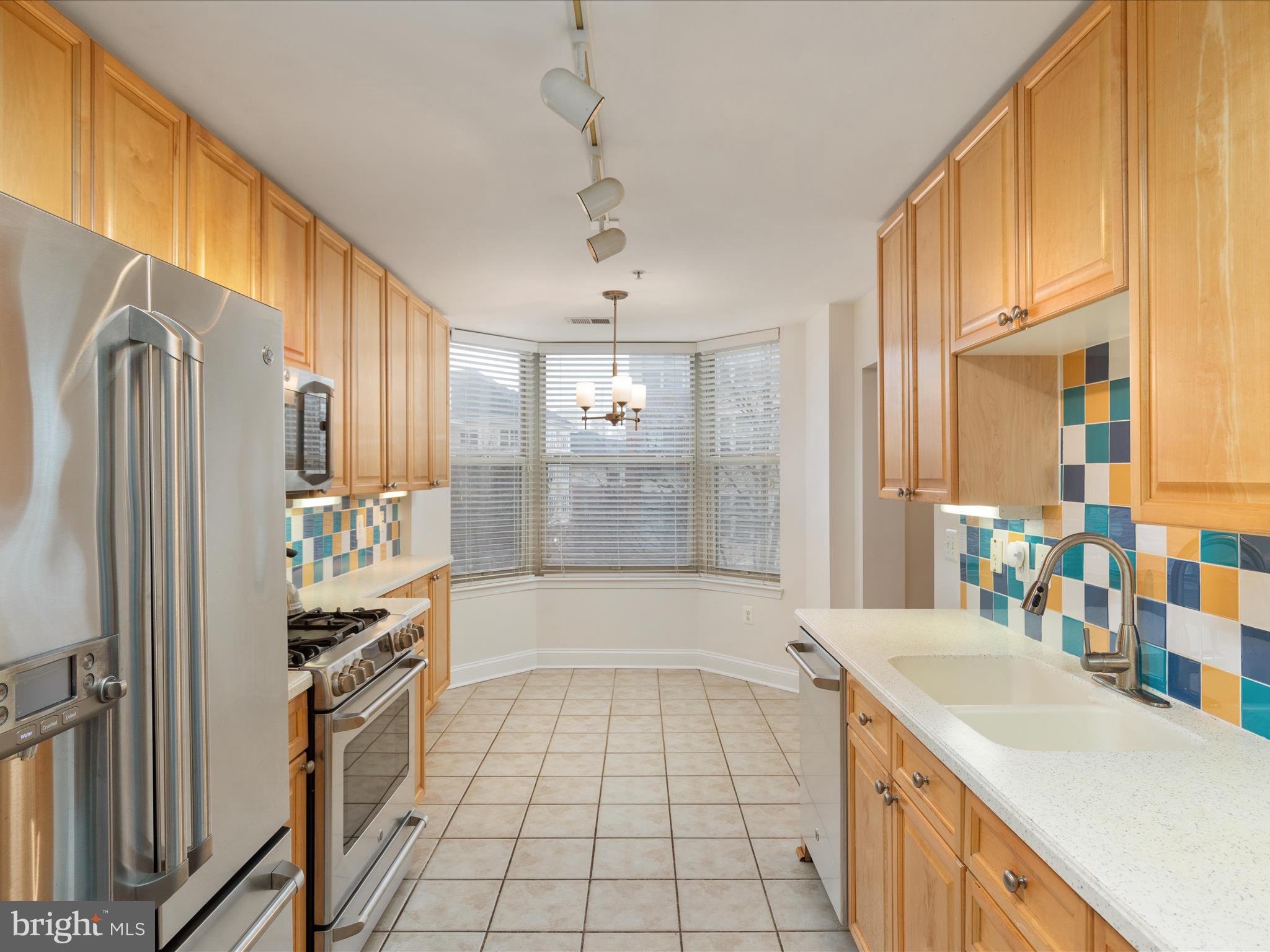 STRATFORD CONDOMINIUMS - Residential