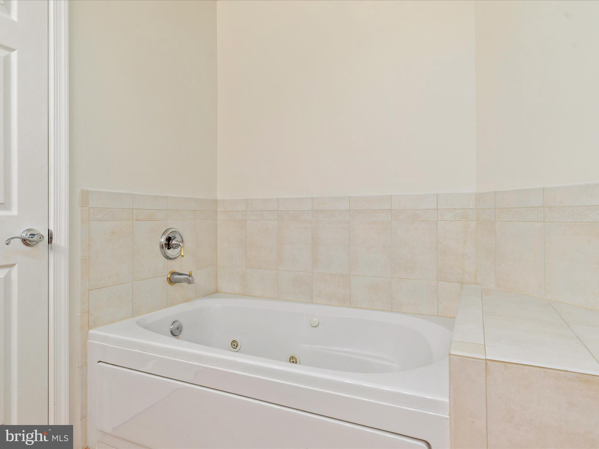 STRATFORD CONDOMINIUMS - Residential