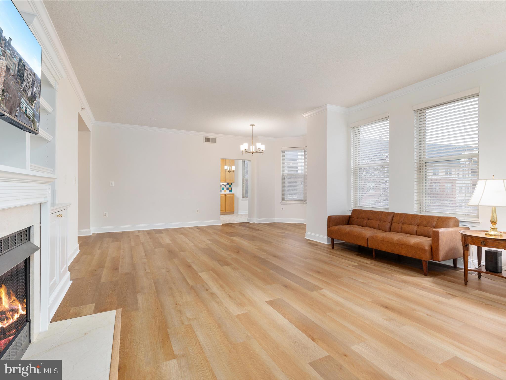 STRATFORD CONDOMINIUMS - Residential