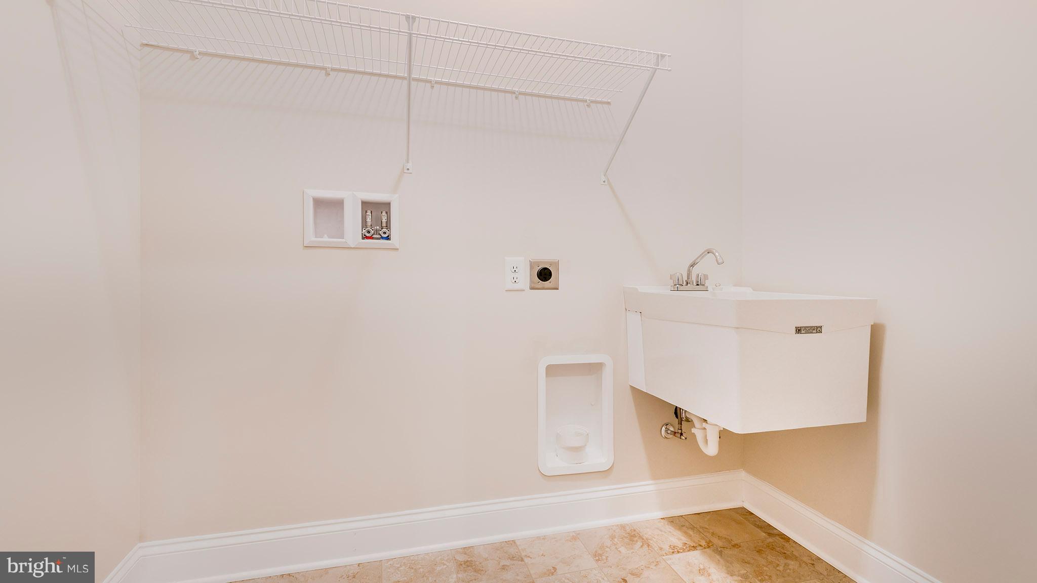 CROSSGATES - Residential