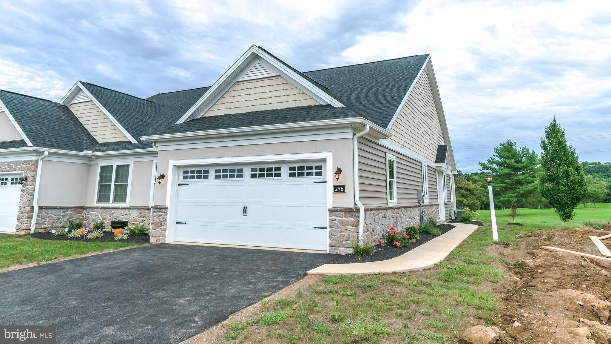 CROSSGATES - Residential