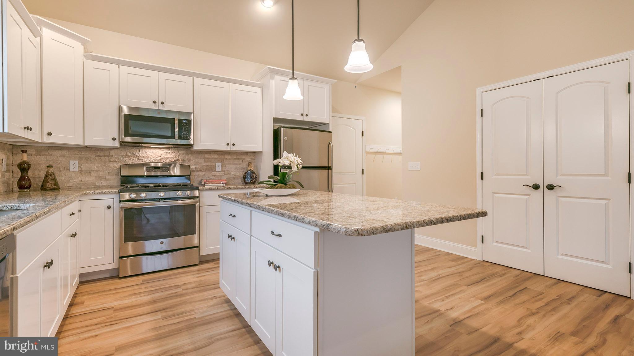 CROSSGATES - Residential