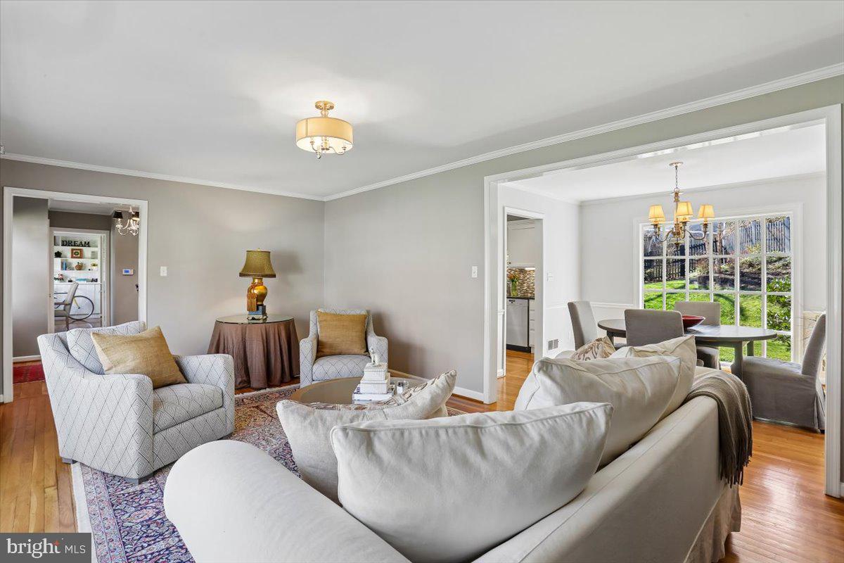 NORTH BETHESDA - Residential