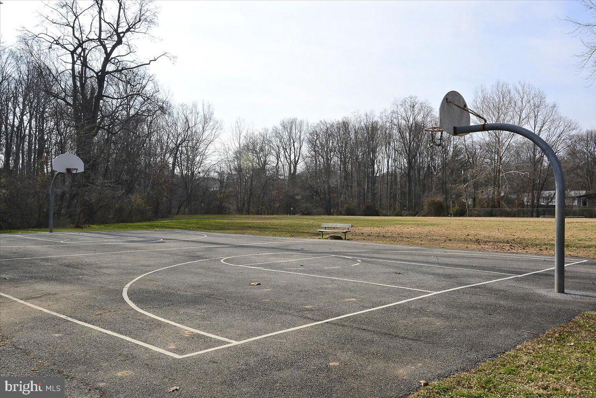 NORTH BETHESDA - Residential