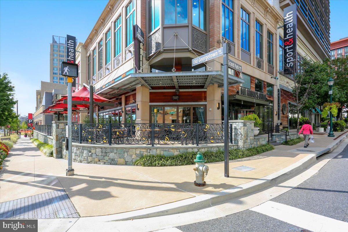 NORTH BETHESDA - Residential