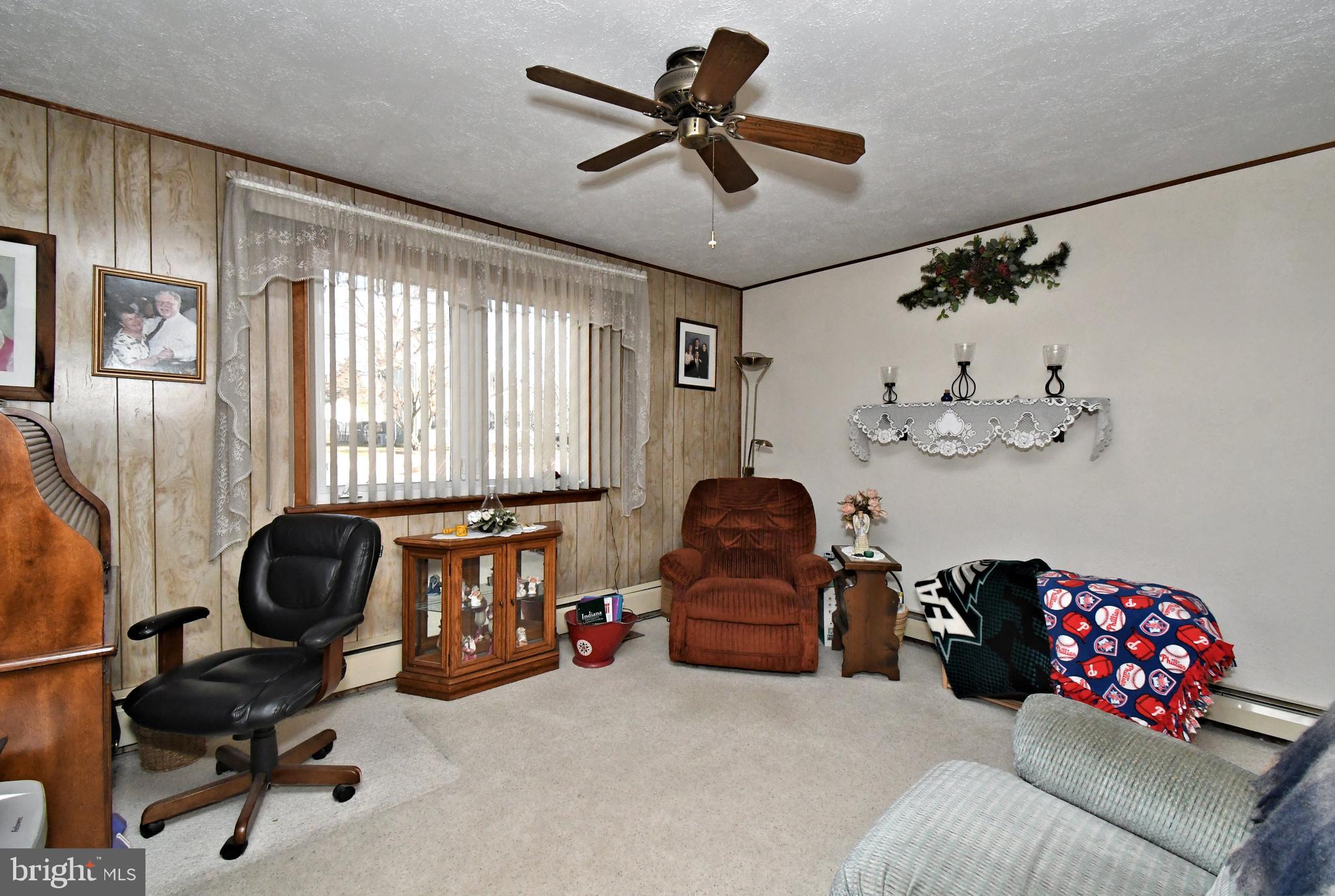 FEASTERVILLE HGTS - Residential