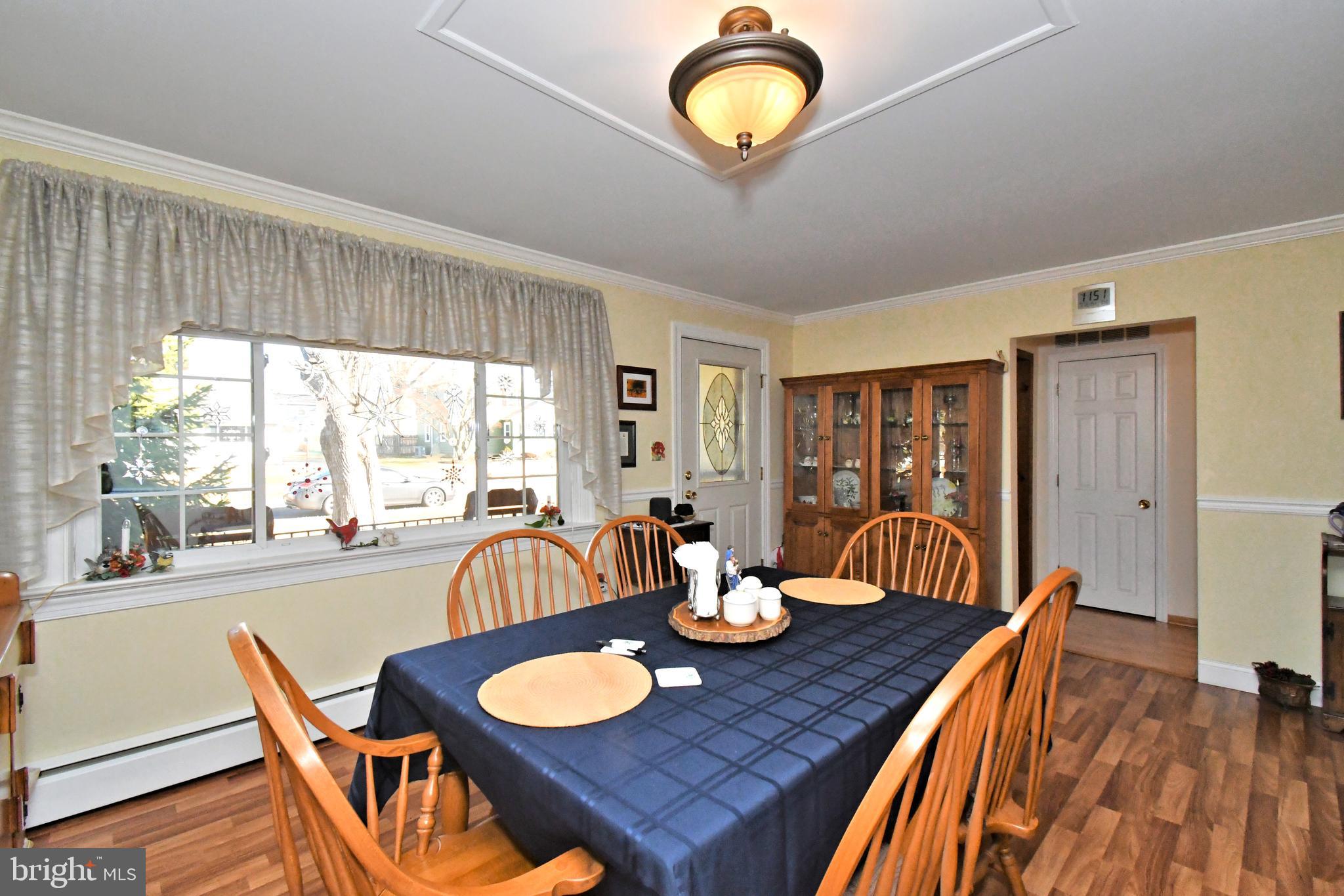 FEASTERVILLE HGTS - Residential