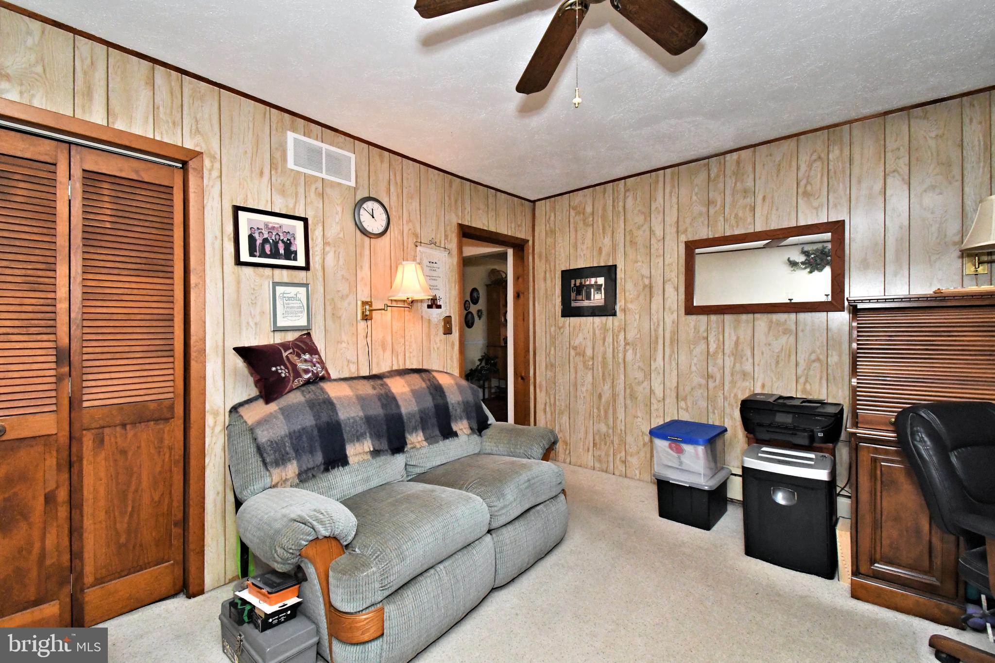 FEASTERVILLE HGTS - Residential