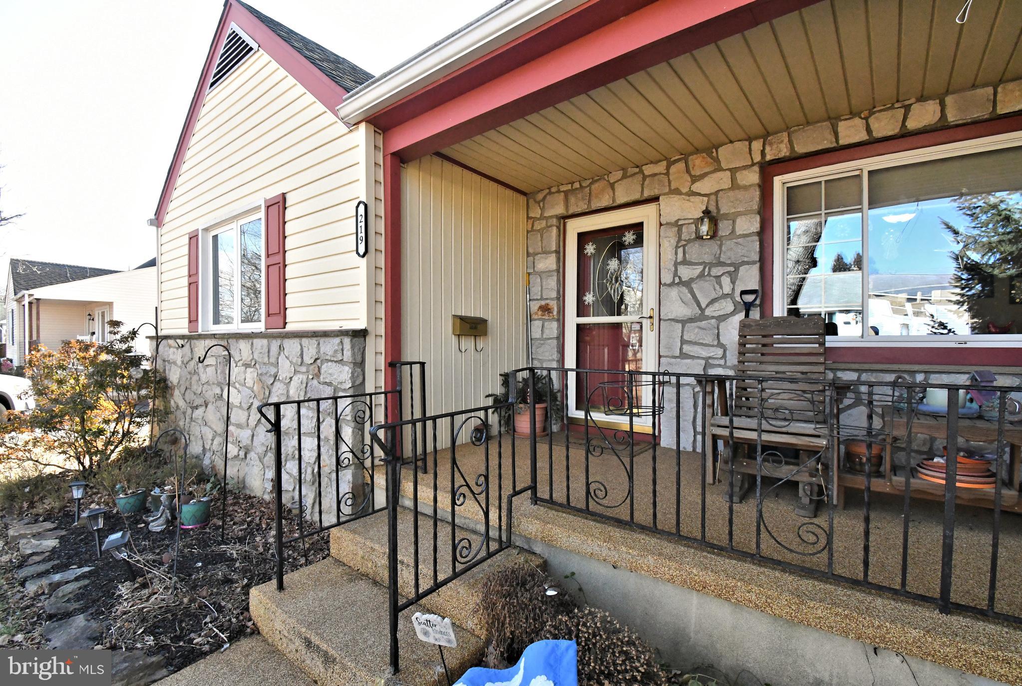 FEASTERVILLE HGTS - Residential